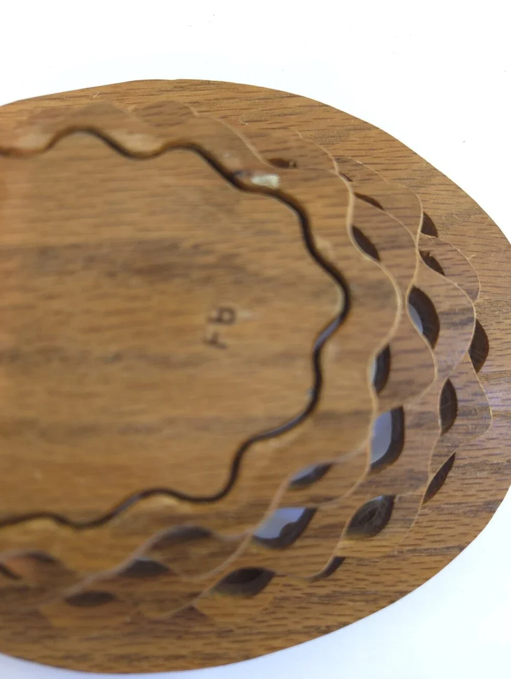 no brand this oval